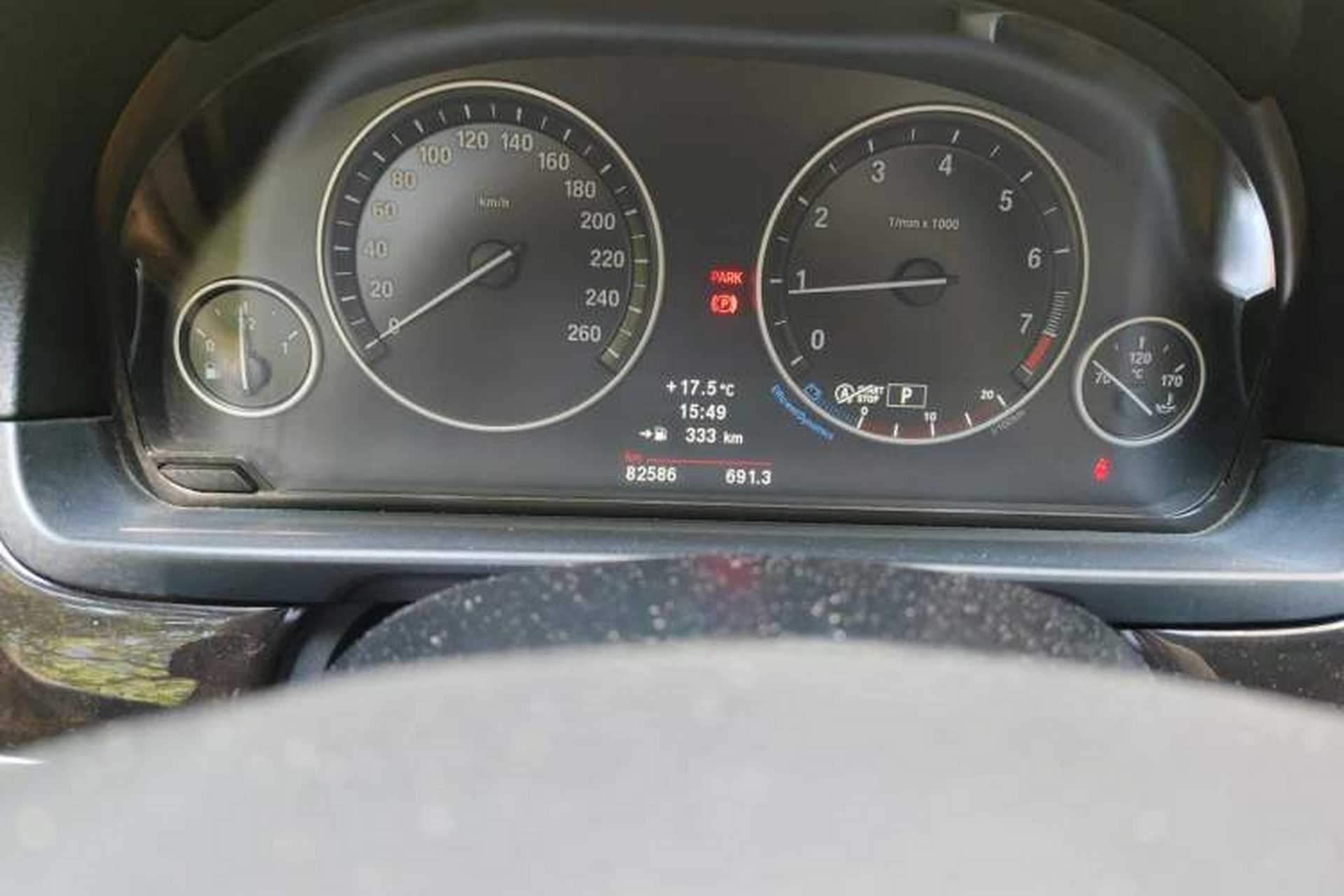 Used BMW 5 Series 2013 525Li Luxury Model Odometer Close Up
