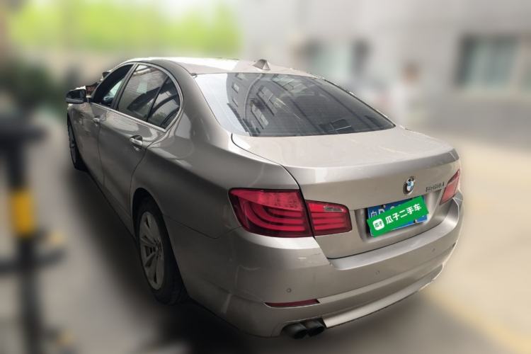 Used BMW 5 Series 2013 525Li Leading Model Rear Left 45 Deg