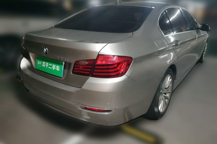 Used BMW 5 Series 2013 525Li Luxury Model Rear Right 45 Deg