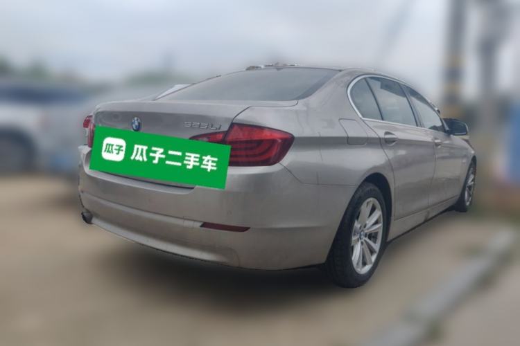 Used BMW 5 Series 2013 525Li Luxury Model Rear Right 45 Deg