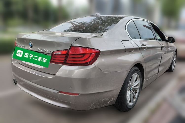 Used BMW 5 Series 2013 525Li Luxury Model Rear Right 45 Deg