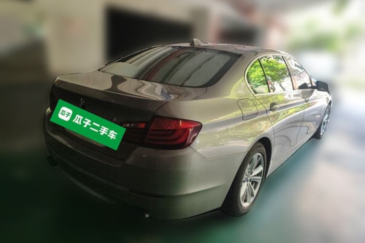 Used BMW 5 Series 2013 520Li Elegant Edition Rear Right 45 Deg