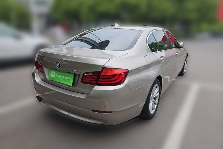 Used BMW 5 Series 2013 525Li Luxury Model Rear Right 45 Deg