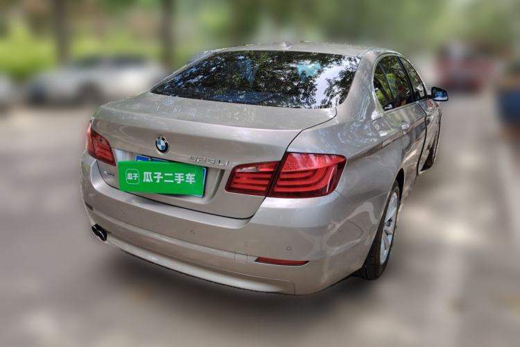 Used BMW 5 Series 2013 525Li Leading Model Rear Right 45 Deg