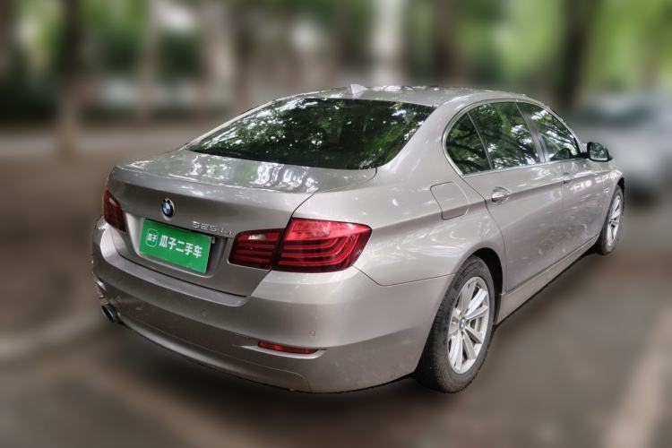 Used BMW 5 Series 2013 520Li Elegant Edition Rear Right 45 Deg