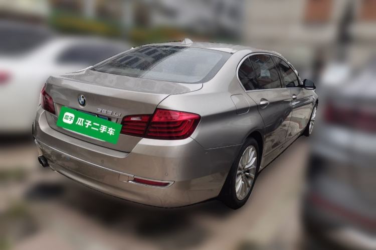 Used BMW 5 Series 2013 525Li Leading Model Rear Right 45 Deg