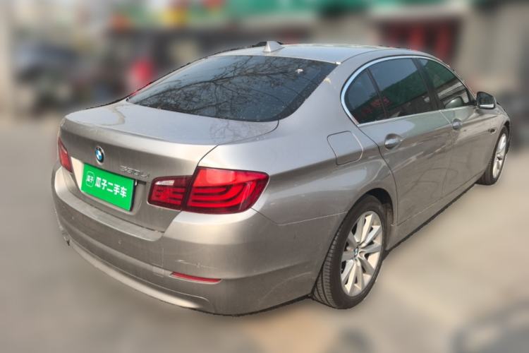 Used BMW 5 Series 2013 530Li Luxury Model Rear Right 45 Deg