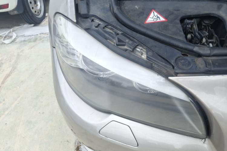 Used BMW 5 Series 2013 525Li Luxury Model Right Front Headlight