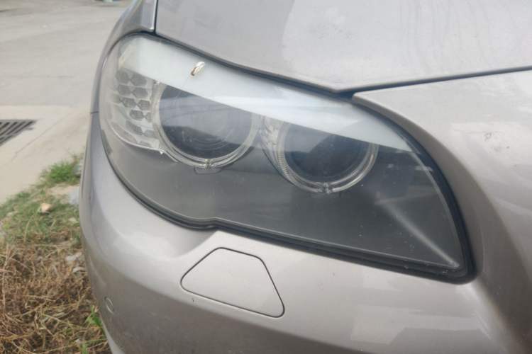 Used BMW 5 Series 2013 525Li Luxury Model Right Front Headlight