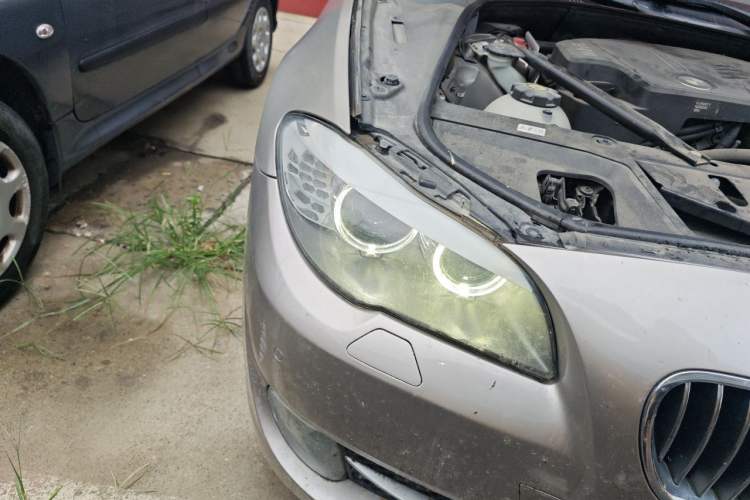 Used BMW 5 Series 2013 525Li Leading Model Right Front Headlight