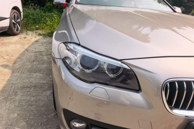Used BMW 5 Series 2013 525Li Leading Model Right Front Headlight