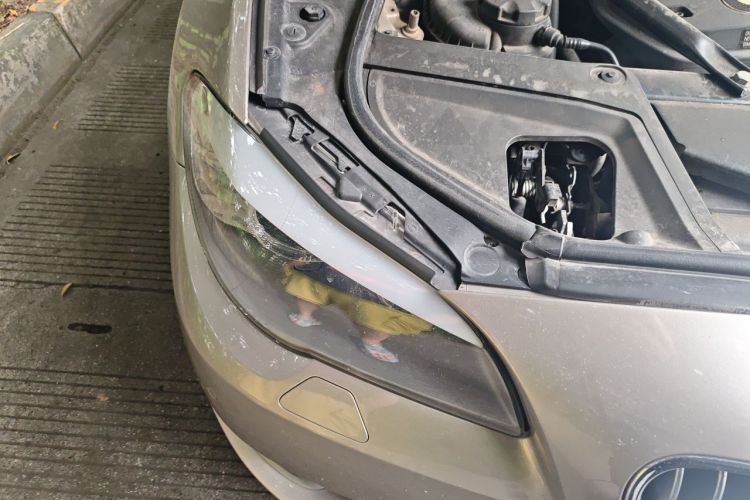 Used BMW 5 Series 2013 530Li Luxury Model Right Front Headlight