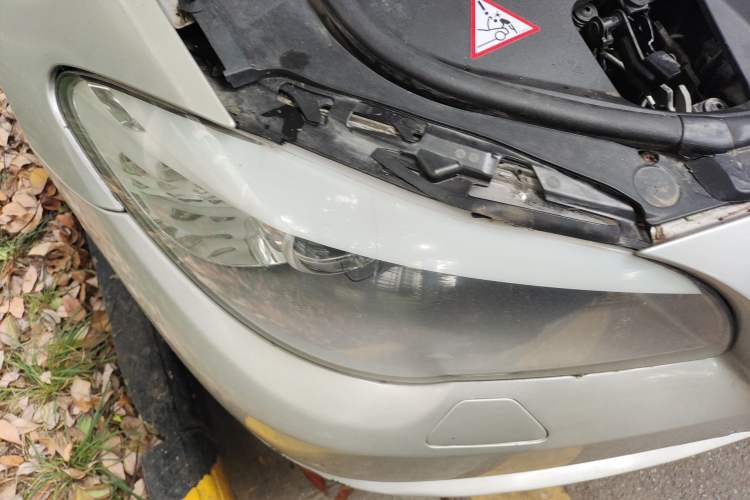 Used BMW 5 Series 2013 525Li Luxury Model Right Front Headlight