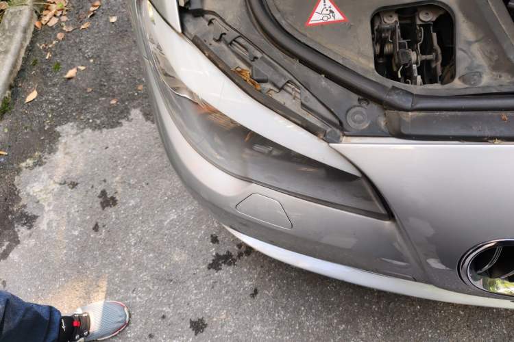 Used BMW 5 Series 2013 525Li Luxury Model Right Front Headlight