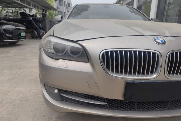 Used BMW 5 Series 2013 525Li Leading Model Right Front Headlight