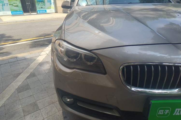 Used BMW 5 Series 2013 520Li Elegant Edition Right Front Headlight
