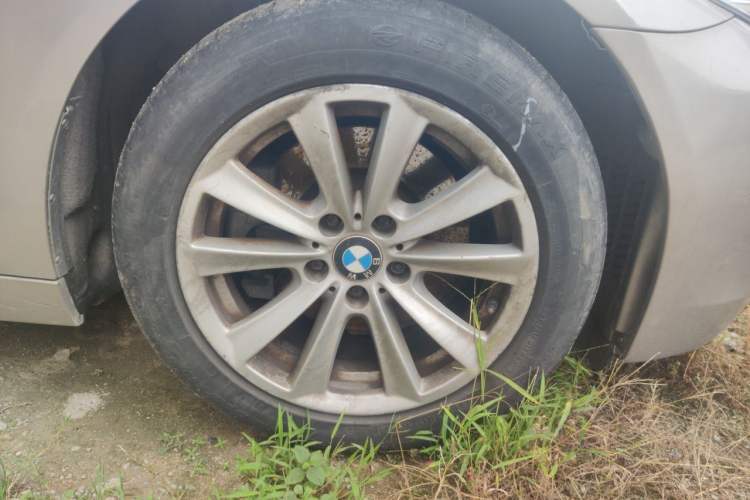 Used BMW 5 Series 2013 525Li Luxury Model Right Front Wheel Hub