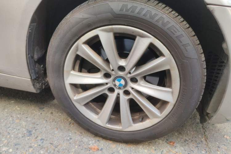 Used BMW 5 Series 2013 520i Elegant Edition Right Front Wheel Hub