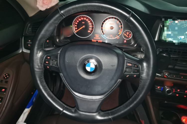 Used BMW 5 Series 2013 525Li Luxury Model Steering Wheel
