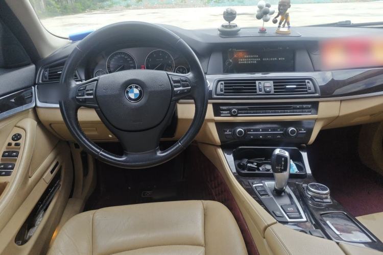 Used BMW 5 Series 2013 525Li Luxury Model Steering Wheel