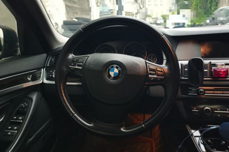 Used BMW 5 Series 2013 525Li Leading Model Steering Wheel