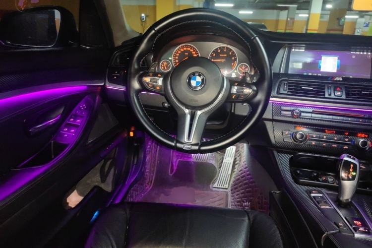 Used BMW 5 Series 2013 525Li Luxury Model Steering Wheel