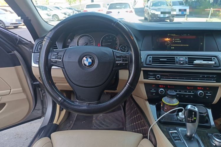 Used BMW 5 Series 2013 530Li Luxury Model Steering Wheel