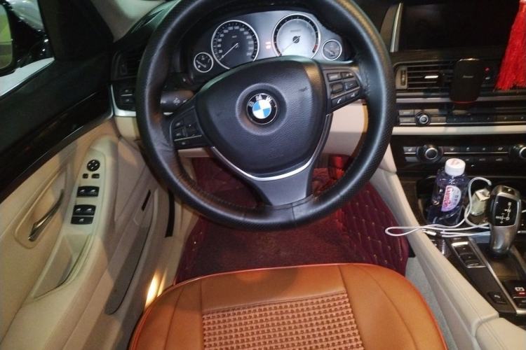 Used BMW 5 Series 2013 525Li Leading Model Steering Wheel