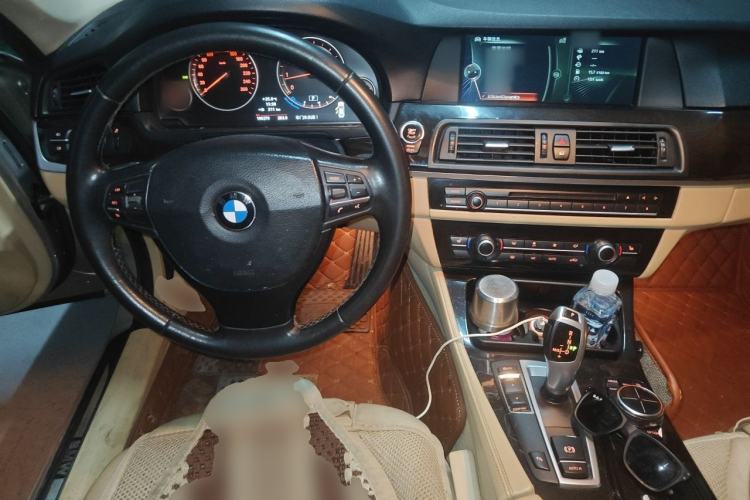 Used BMW 5 Series 2013 525Li Luxury Model Steering Wheel