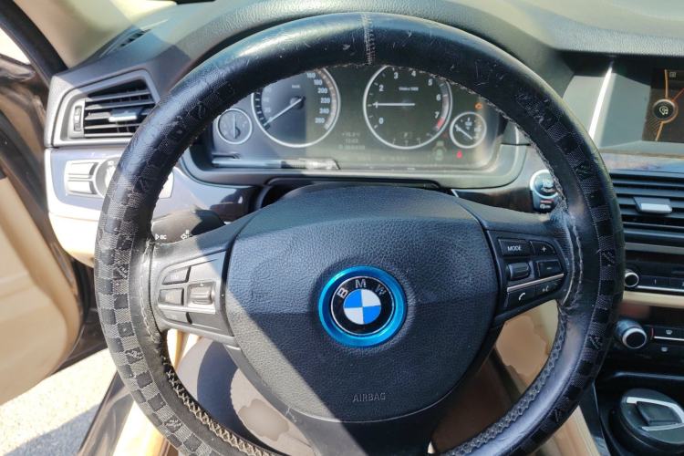 Used BMW 5 Series 2013 525Li Leading Model Steering Wheel