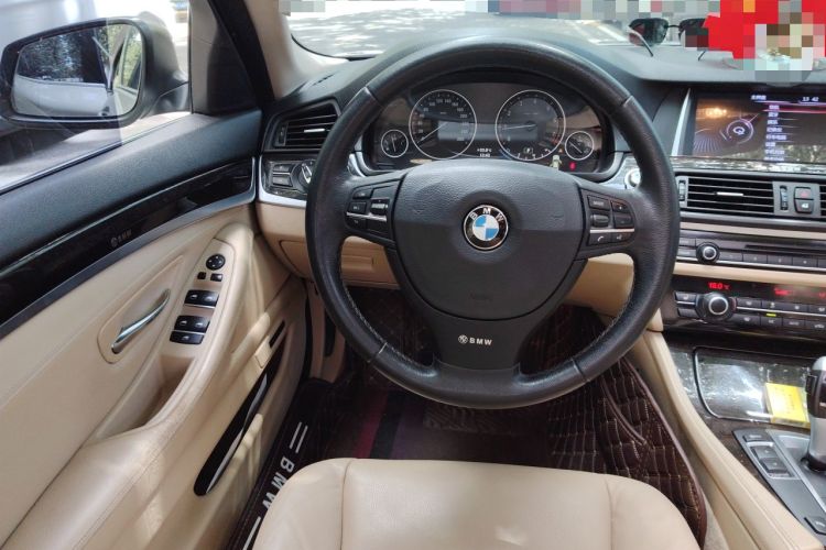 Used BMW 5 Series 2013 525Li Leading Model Steering Wheel