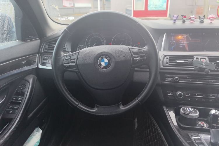 Used BMW 5 Series 2013 525Li Leading Model Steering Wheel
