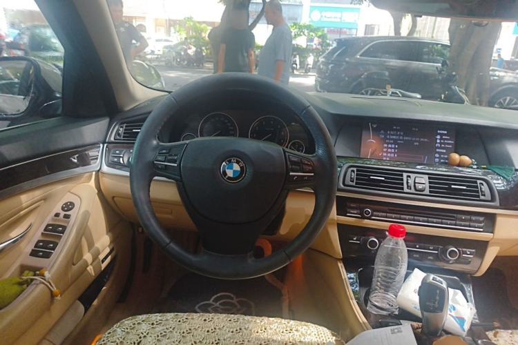 Used BMW 5 Series 2013 525Li Leading Model Steering Wheel