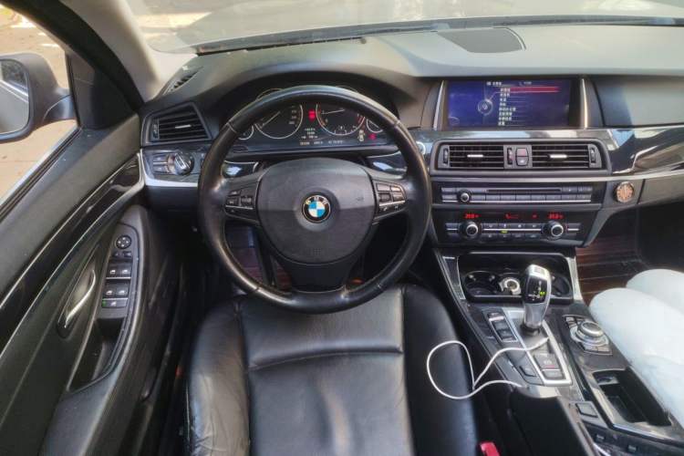 Used BMW 5 Series 2013 520i Elegant Edition Steering Wheel