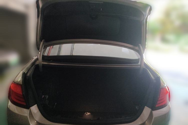 Used BMW 5 Series 2013 520Li Elegant Edition Trunk