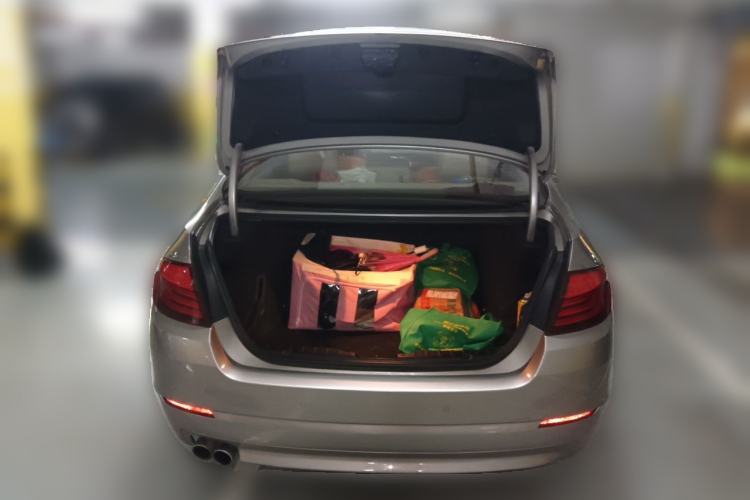 Used BMW 5 Series 2013 530Li Leading Model Trunk