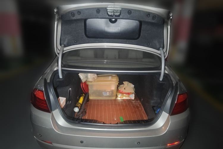 Used BMW 5 Series 2013 525Li Luxury Model Trunk
