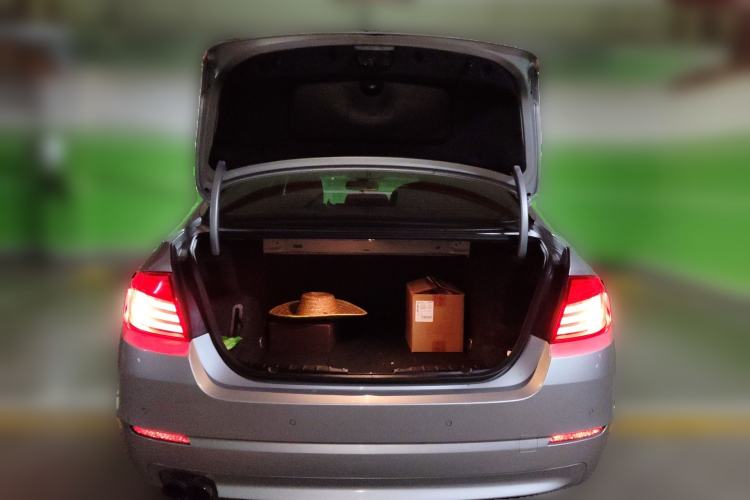 Used BMW 5 Series 2013 525Li Luxury Model Trunk