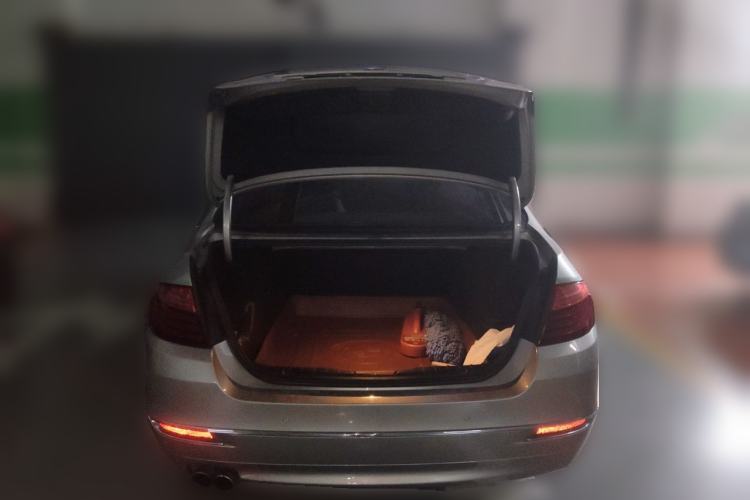 Used BMW 5 Series 2013 525Li Zhuole Edition Trunk