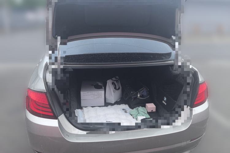 Used BMW 5 Series 2013 525Li Leading Model Trunk