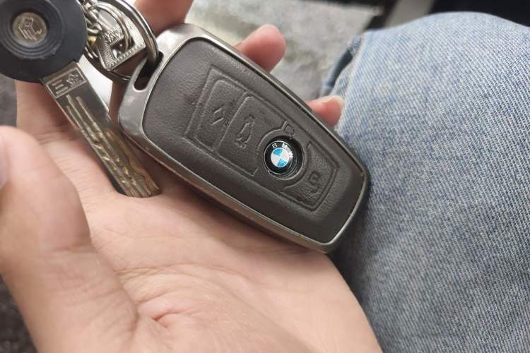 Used BMW 5 Series 2013 525Li Luxury Model Vehicle Key
