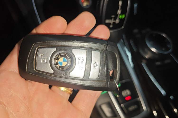 Used BMW 5 Series 2013 530Li Leading Model Vehicle Key