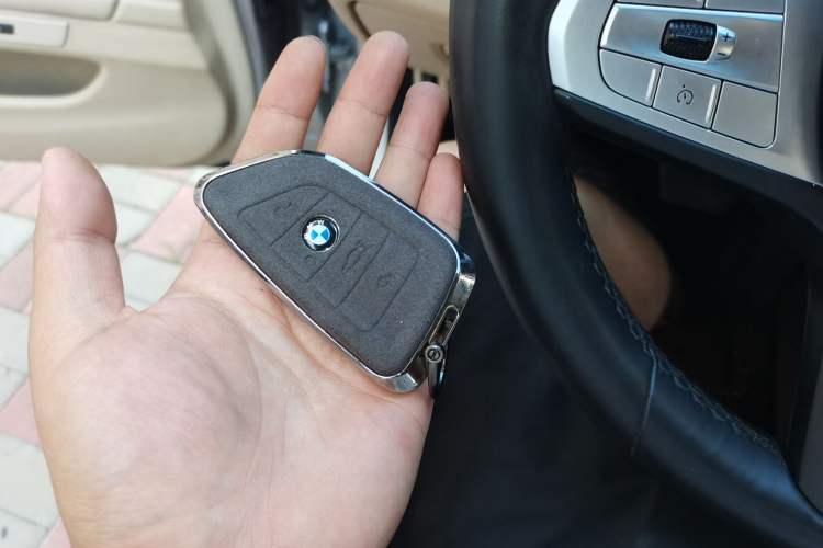 Used BMW 5 Series 2013 525Li Luxury Model Vehicle Key