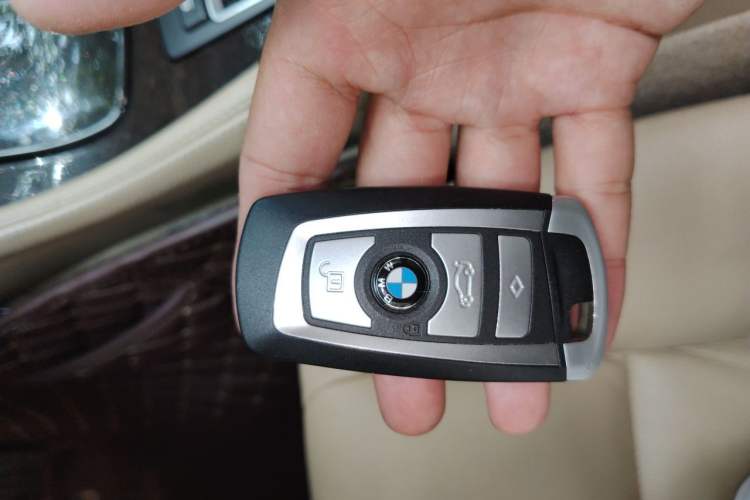 Used BMW 5 Series 2013 525Li Leading Model Vehicle Key