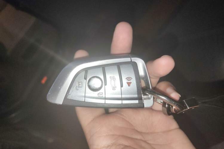 Used BMW 5 Series 2013 525Li Zhuole Edition Vehicle Key