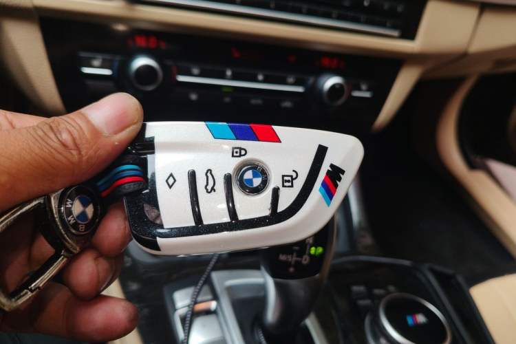 Used BMW 5 Series 2013 525Li Luxury Model Vehicle Key
