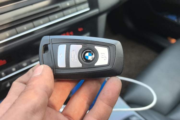 Used BMW 5 Series 2013 530Li Luxury Model Vehicle Key
