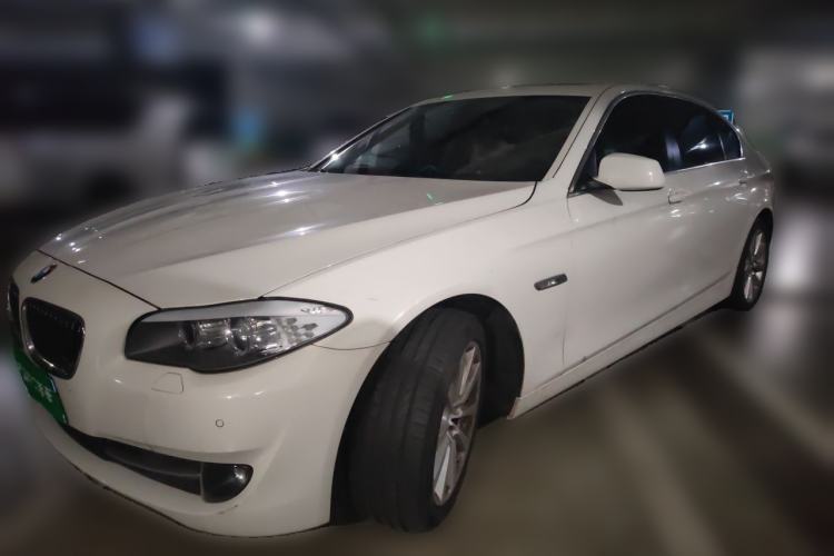 Used BMW 5 Series 2013 530Li Leading Model Guazi used car, China used car export, Used car for sale, Used cars, Cheapest cars for sale
