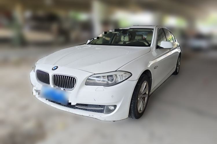 Used BMW 5 Series 2013 525Li Luxury Model Guazi used car, China used car export, Used car for sale, Used BMW cars, Cheapest cars for sale