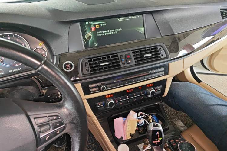 Used BMW 5 Series 2013 530Li Leading Model Audio And AC Panel